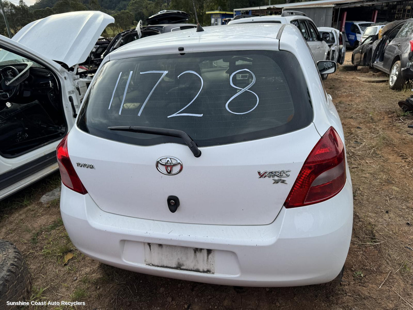 2006 Toyota Yaris Rear Bumper