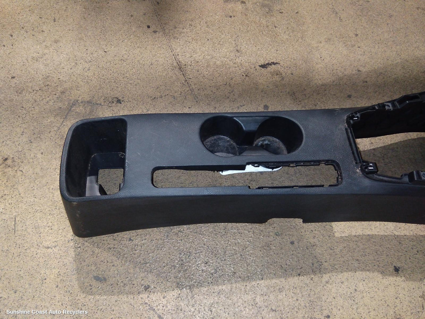 2020-2026 Kia Stonic Console