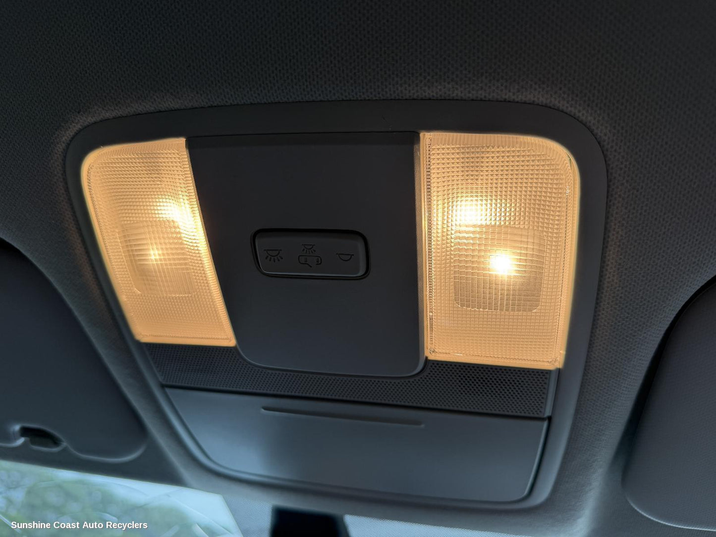 2018-2024 Kia Cerato Courtesy Light