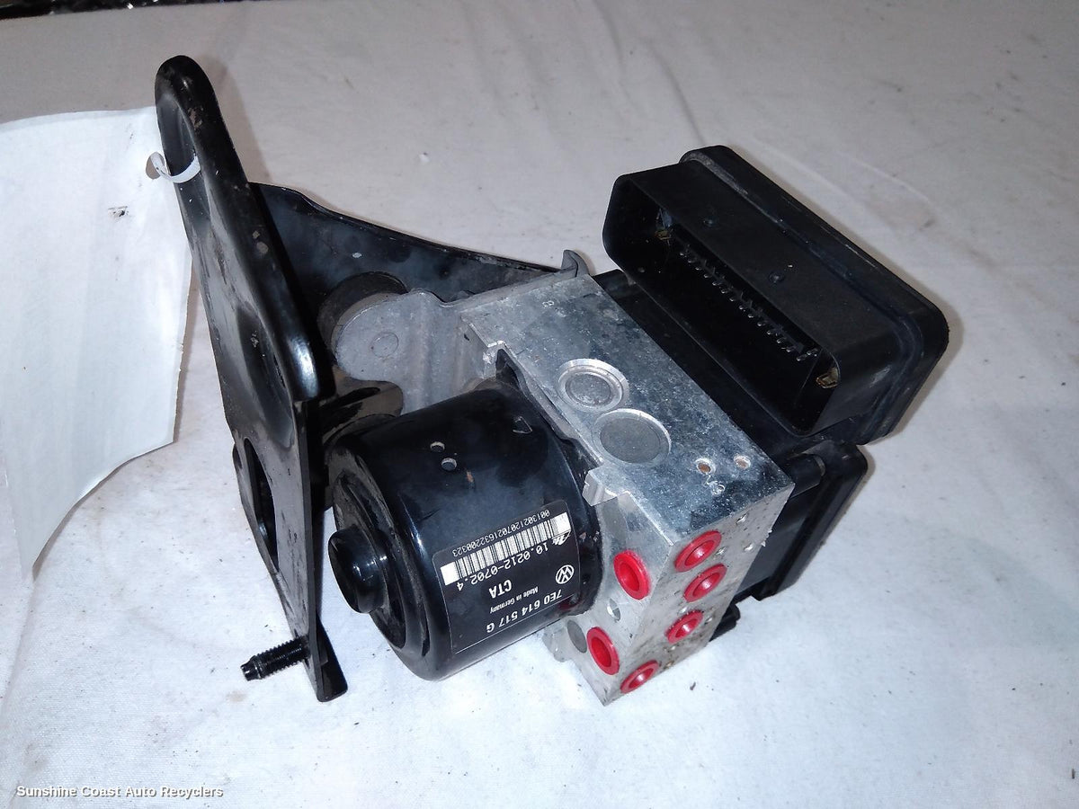 2010-2015 Volkswagen Transporter Abs Pump Modulator