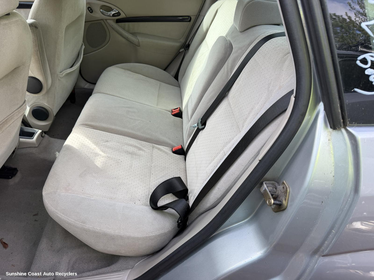2001-2005 Ford Focus Seatbelt Stalk
