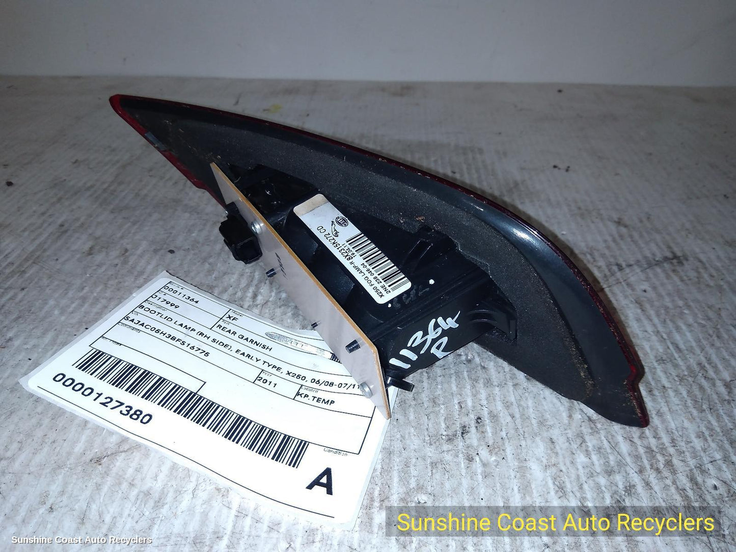 2008-2011 Jaguar Xf Rear Garnish