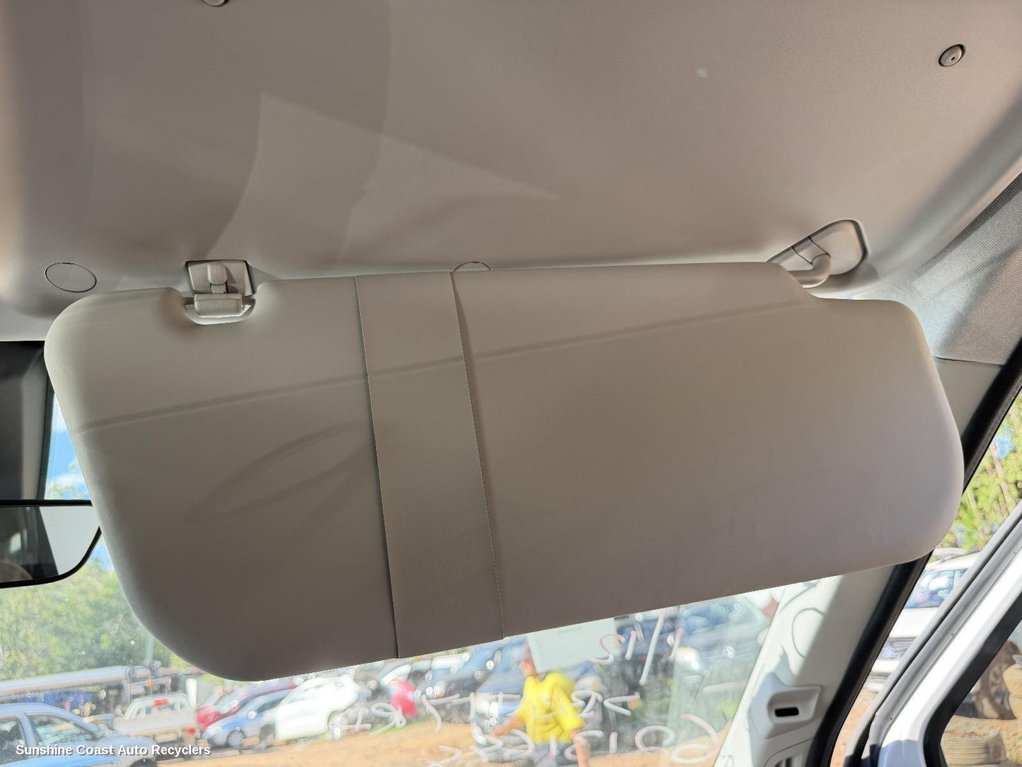 2020-2026 Ldv Deliver 9 Sunvisor