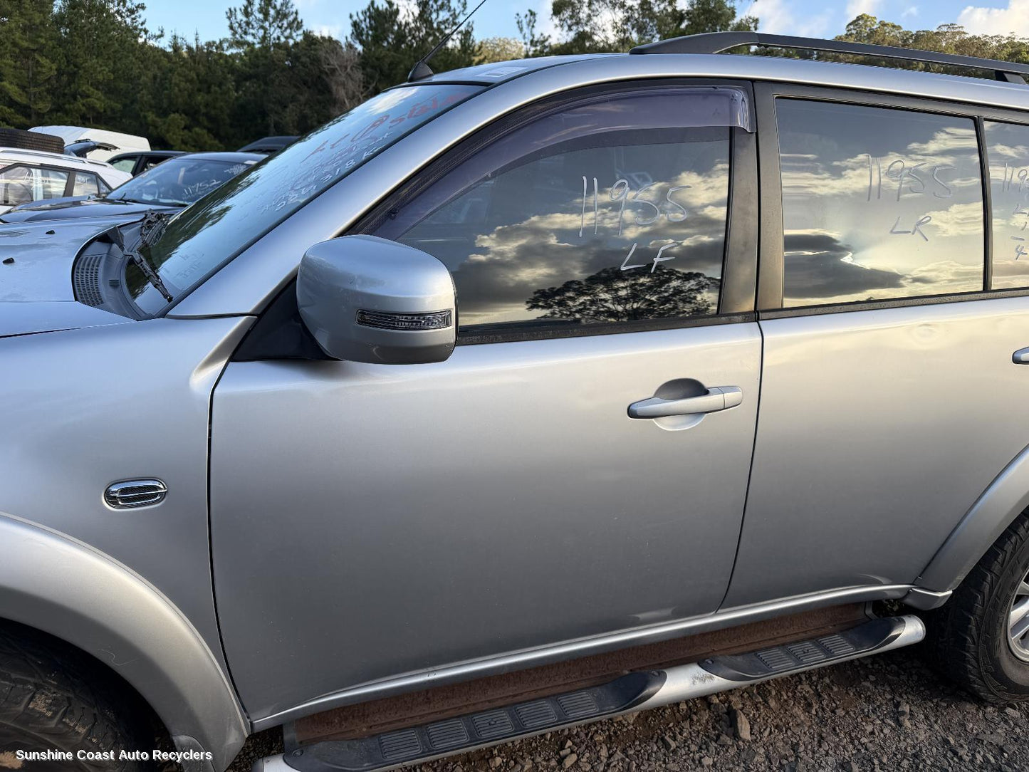 2009-2015 Mitsubishi Challenger Door Handle