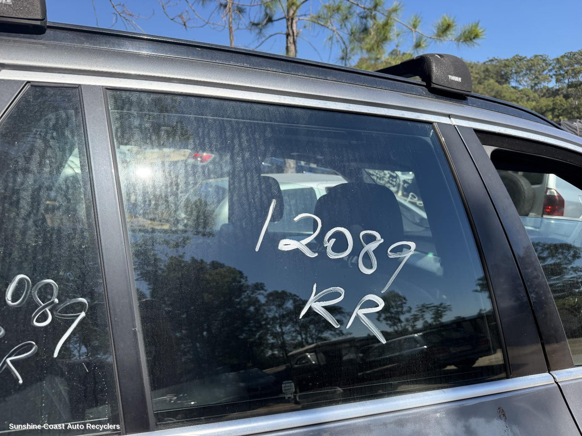 2006-2013 Bmw X5 Right Rear Door Window