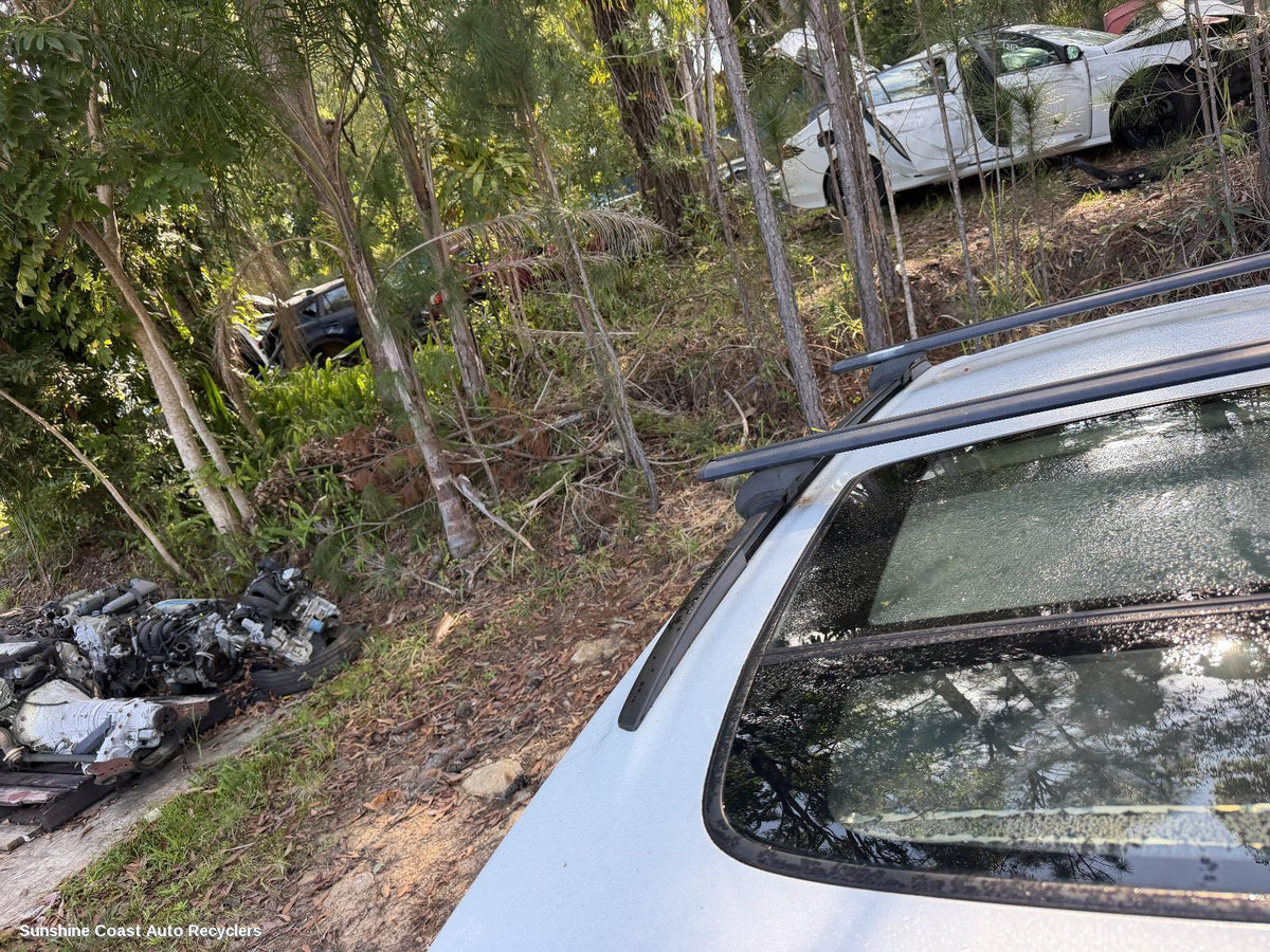 2003-2009 Subaru Outback Roof Rack Bars