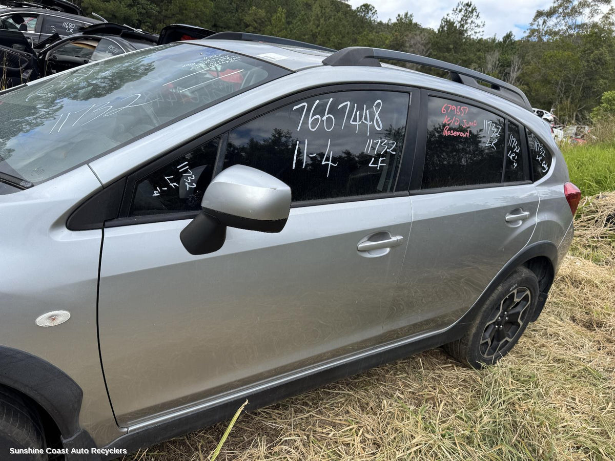 2011-2017 Subaru Xv Left Front Door