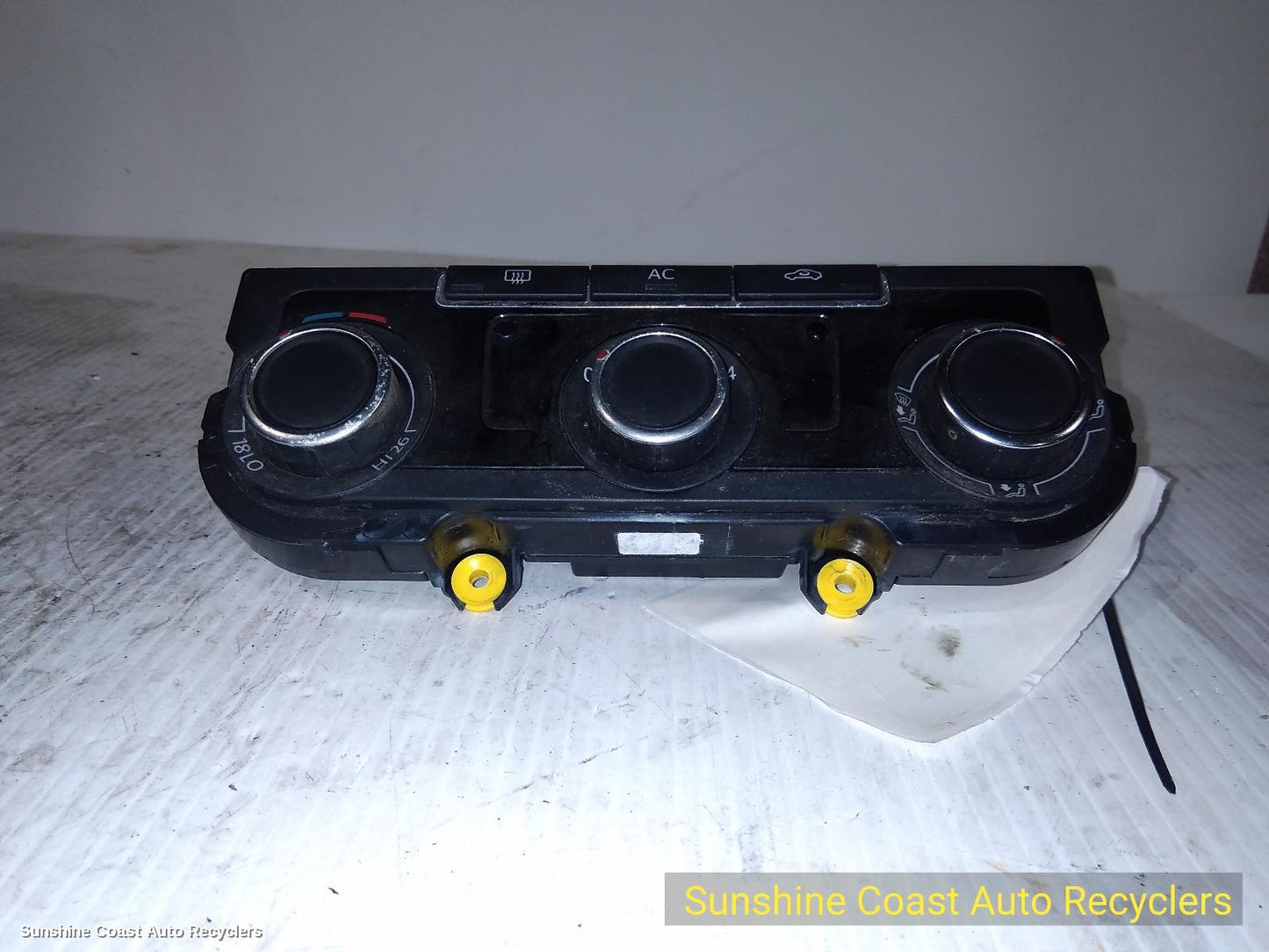 2012 Volkswagen Amarok Heater Ac Controls