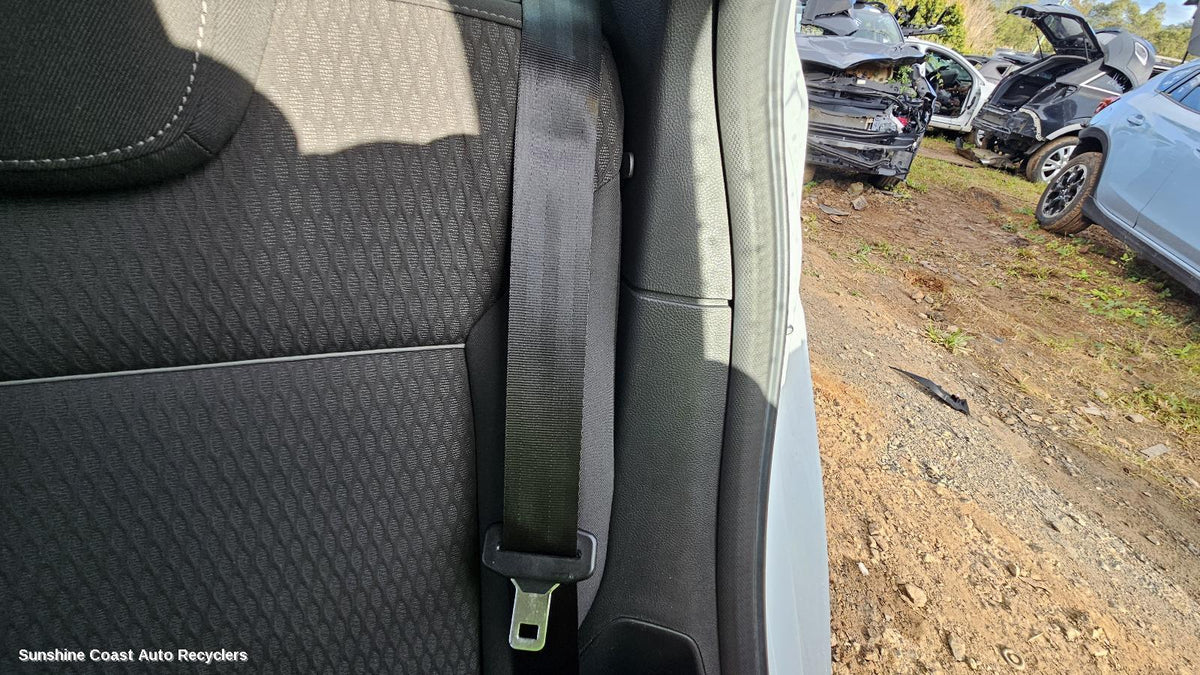 2011-2015 Ford Focus Seatbelt Stalk