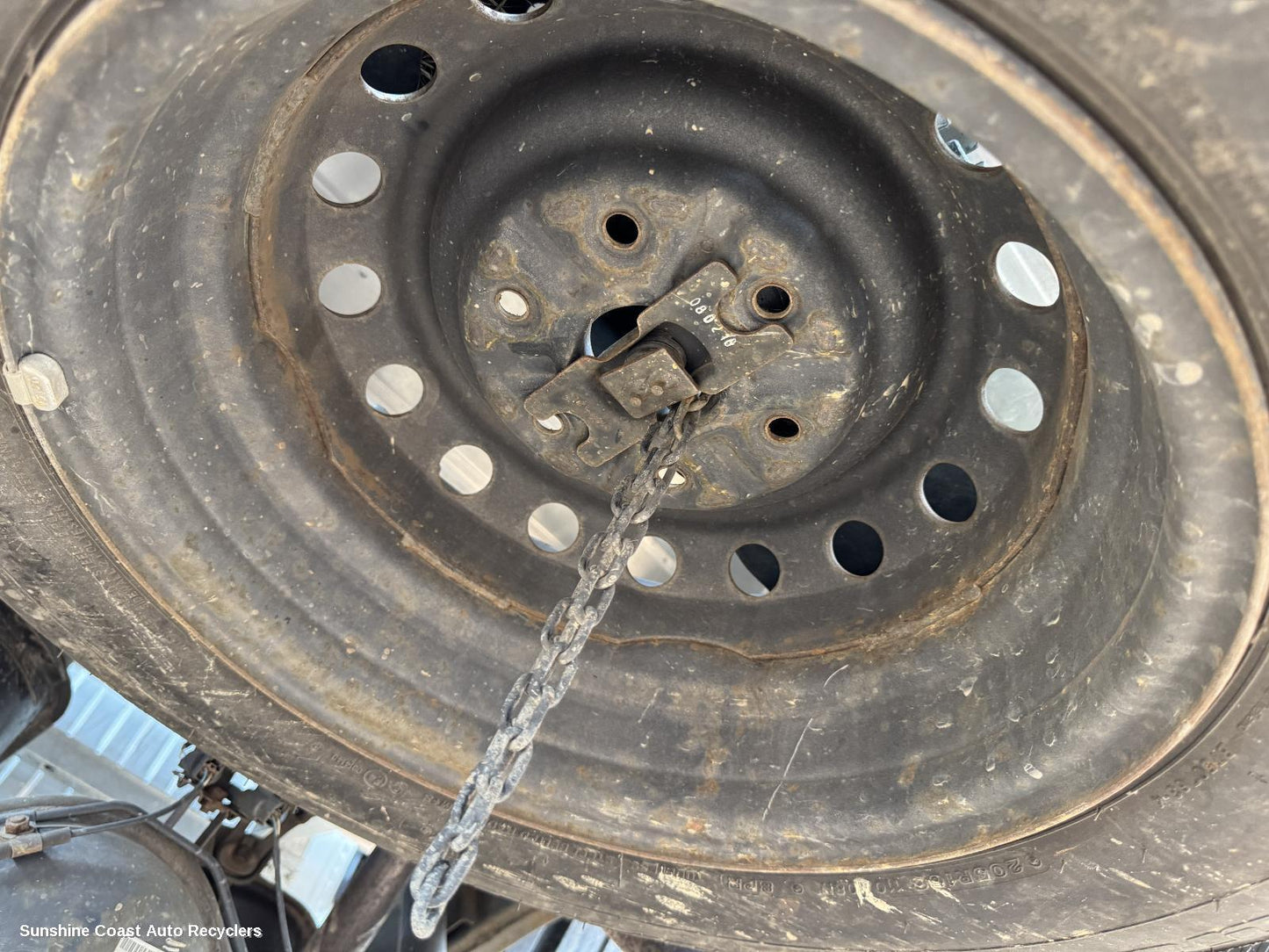 2016 Mitsubishi Triton Spare Wheel Winch