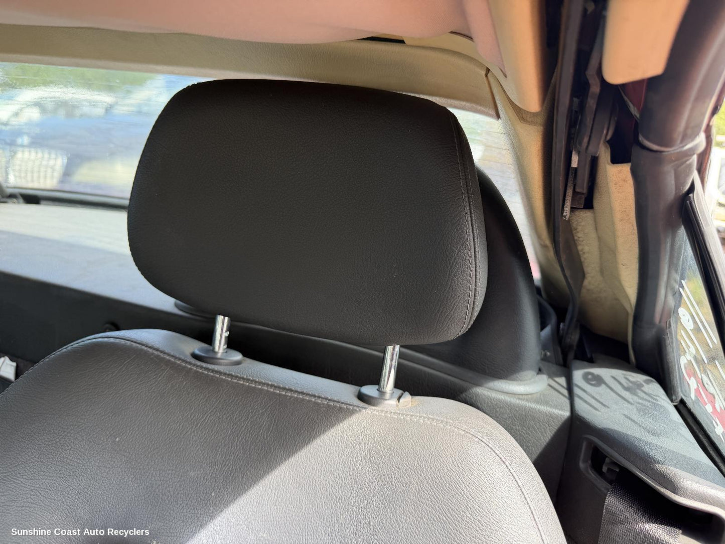 1997-2004 Mercedes Slk Headrest