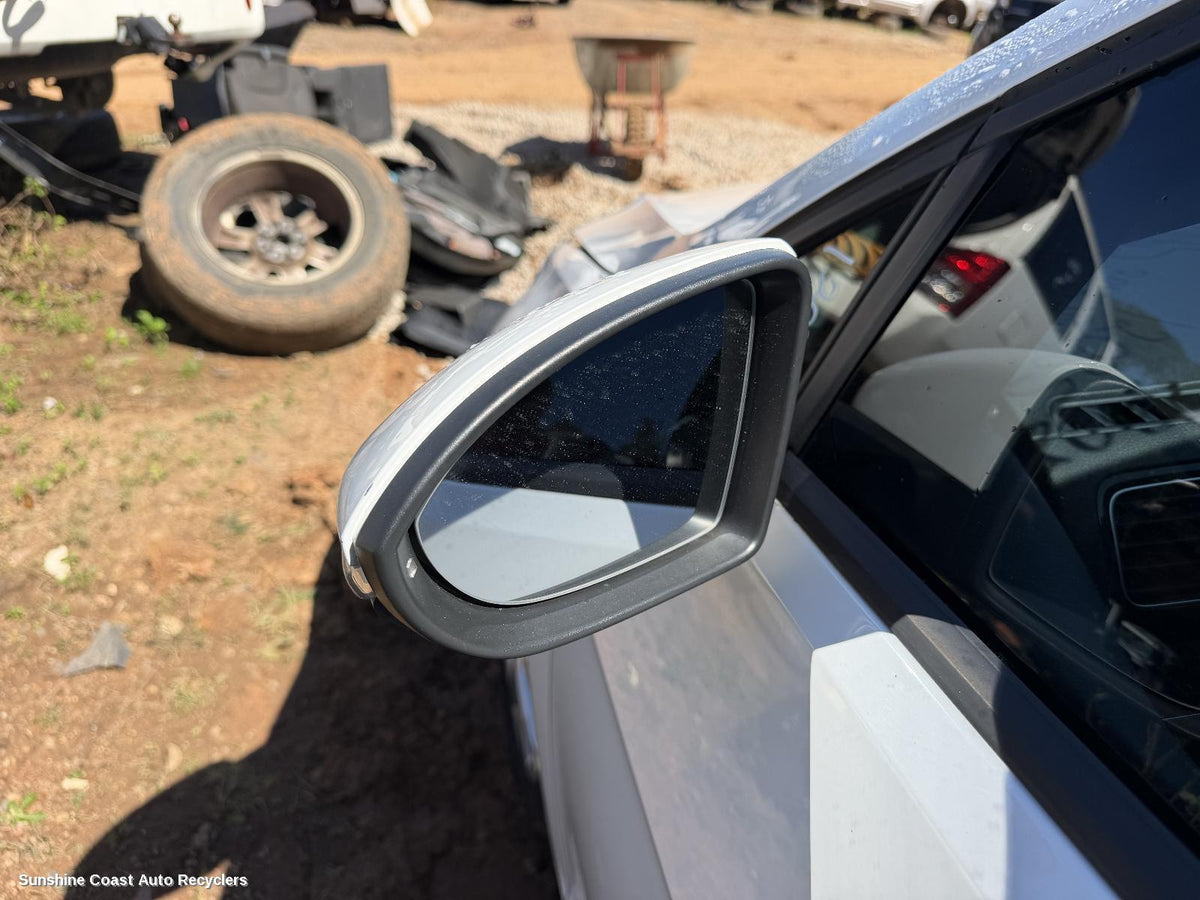 2012-2017 Volkswagen Golf Left Door Mirror