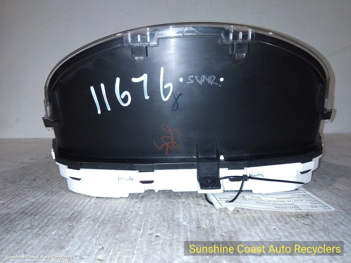 2012-2018 Mitsubishi Outlander Instrument Cluster