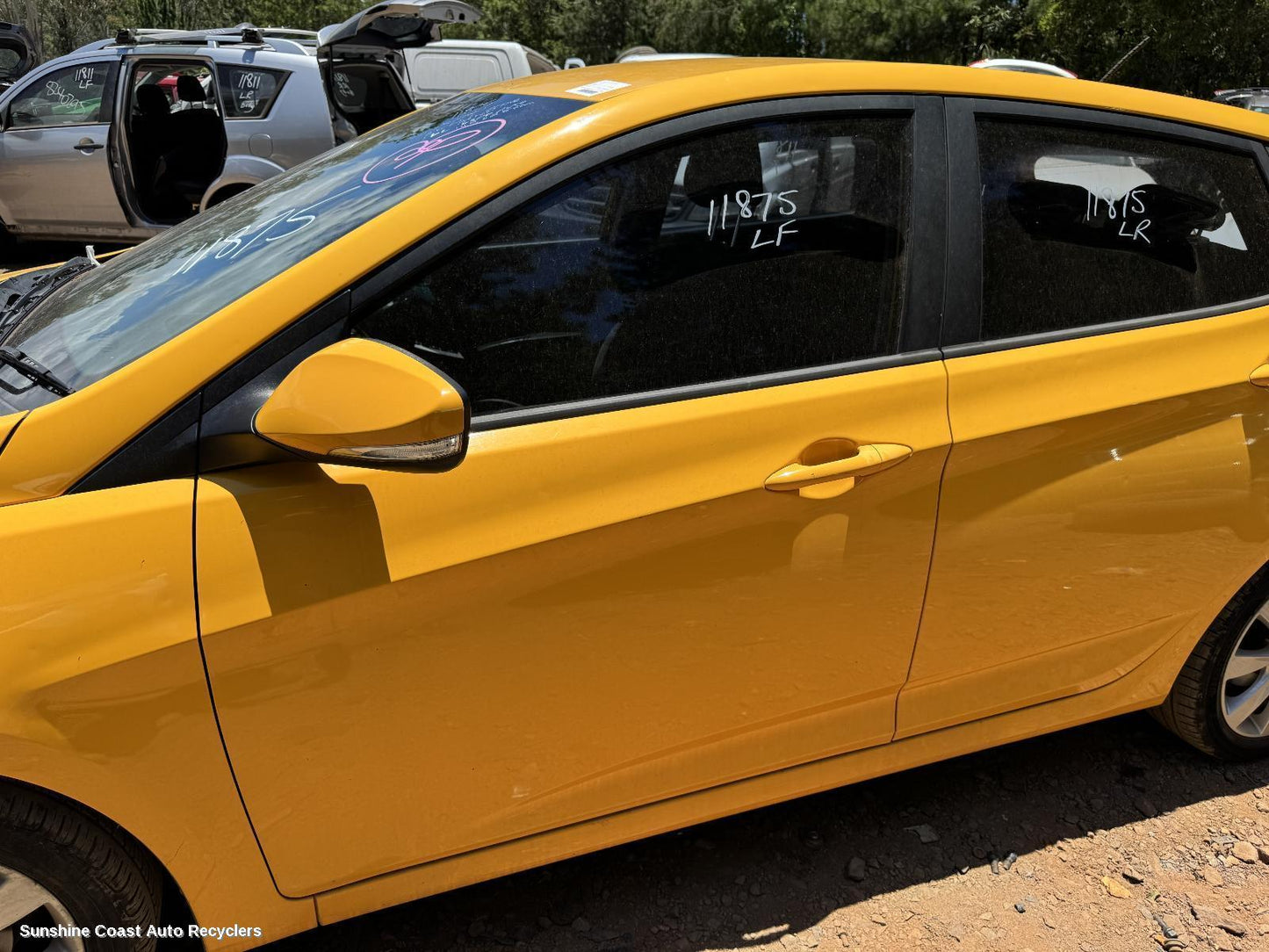 2015 Hyundai Accent Left Front Door