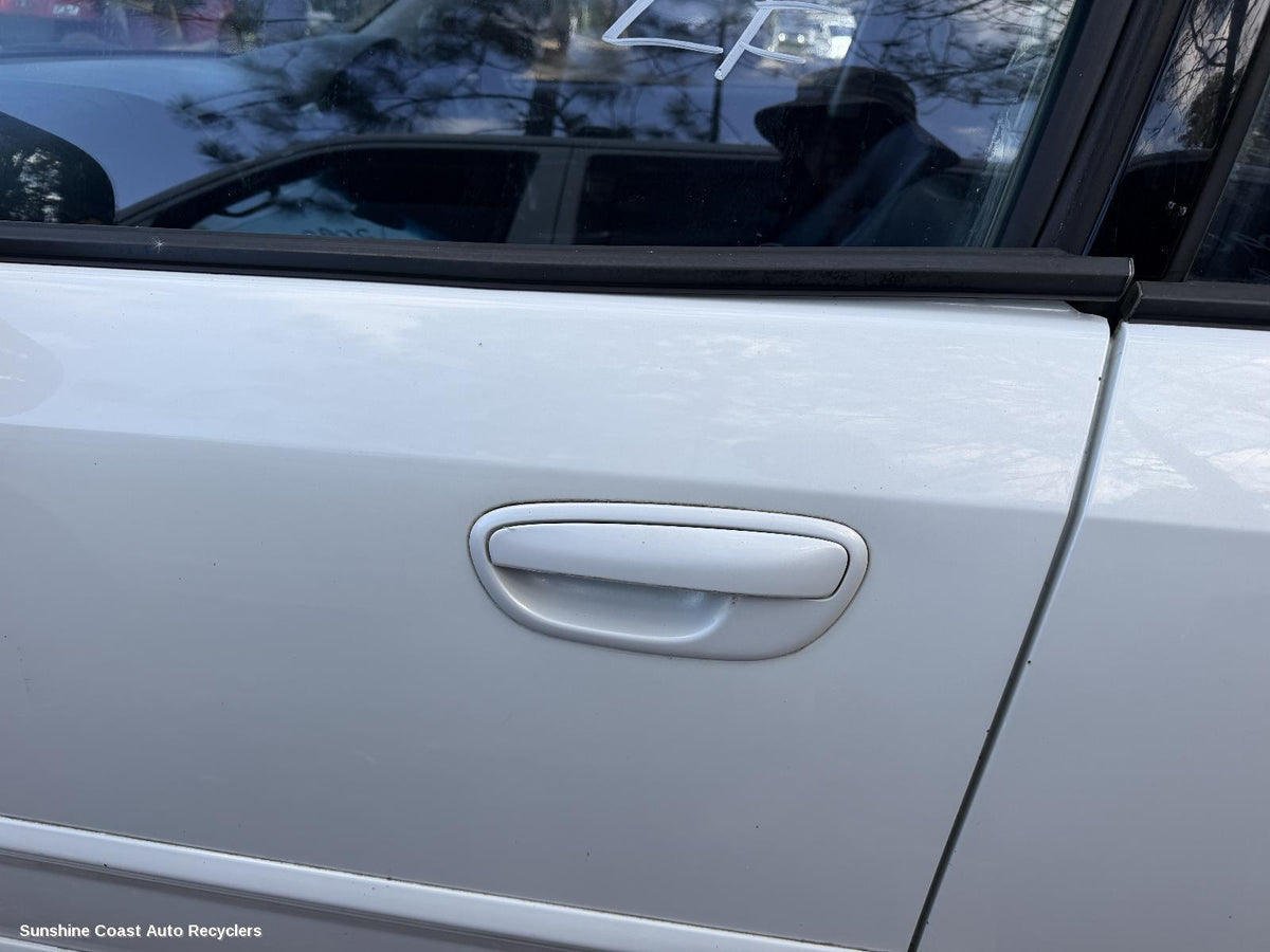 2003-2009 Subaru Outback Door Handle