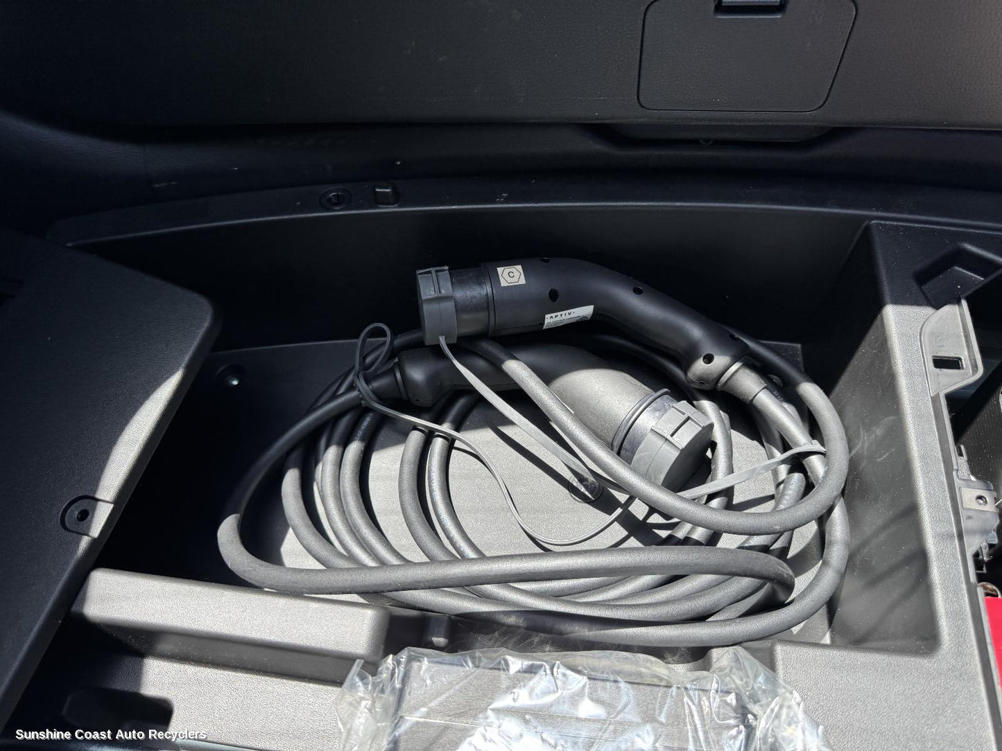 2023 Mitsubishi Eclipse Cross Jack