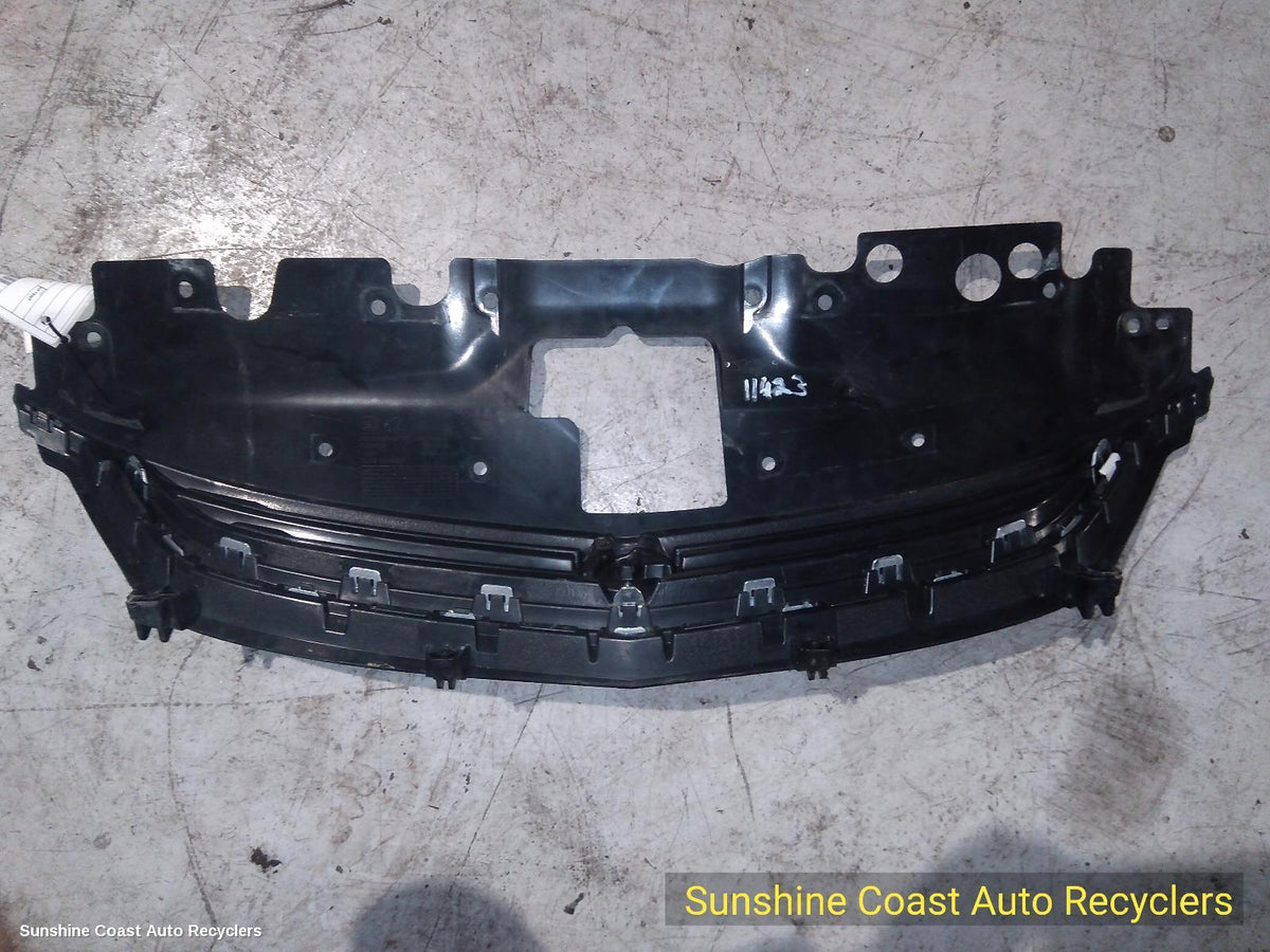 2016-2018 Holden Barina Grille