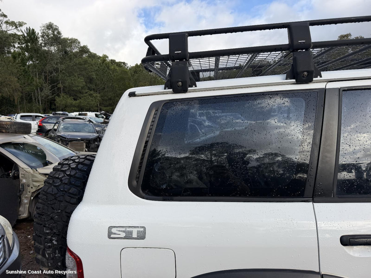 1997-2004 Nissan Patrol Right Rear Side Glass