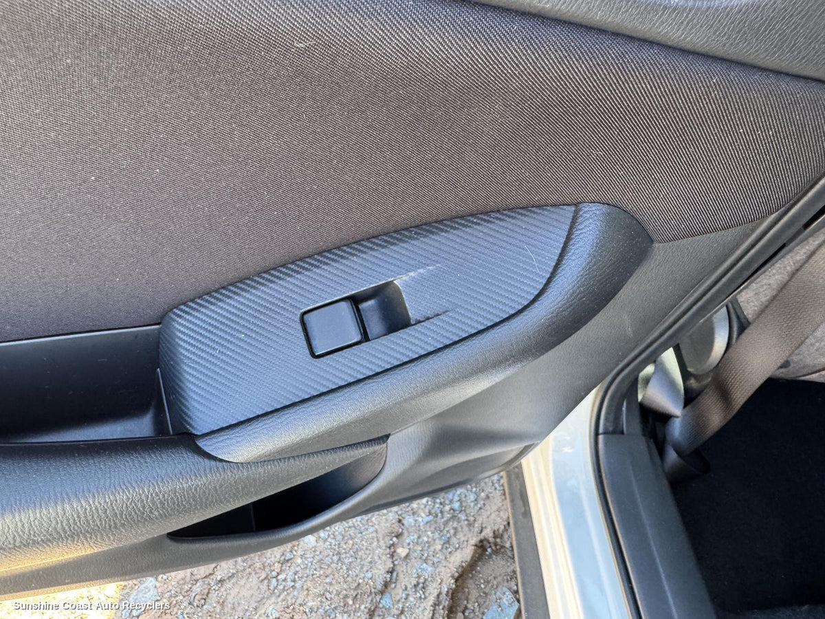 2015-2026 Mazda Cx3 Pwr Dr Wind Switch