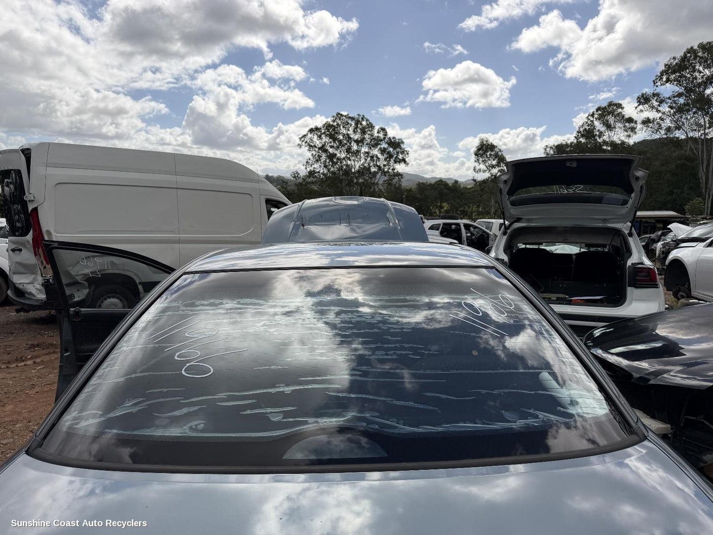 2002-2006 Holden Commodore Rear Tailgate Glass