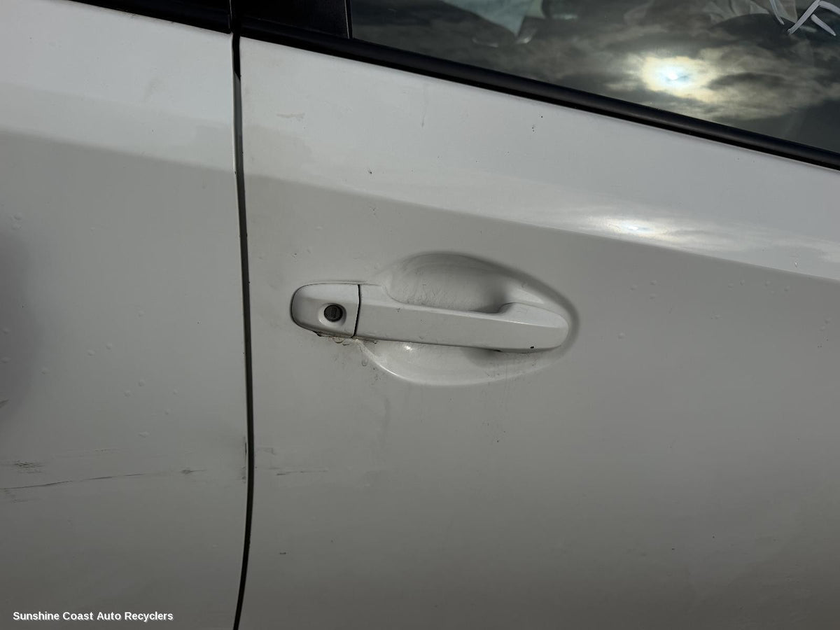 2015-2018 Toyota Corolla Door Handle