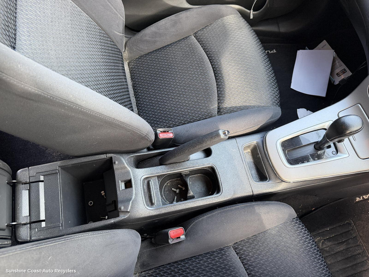 2012-2017 Nissan Pulsar Gear Stick Shifter