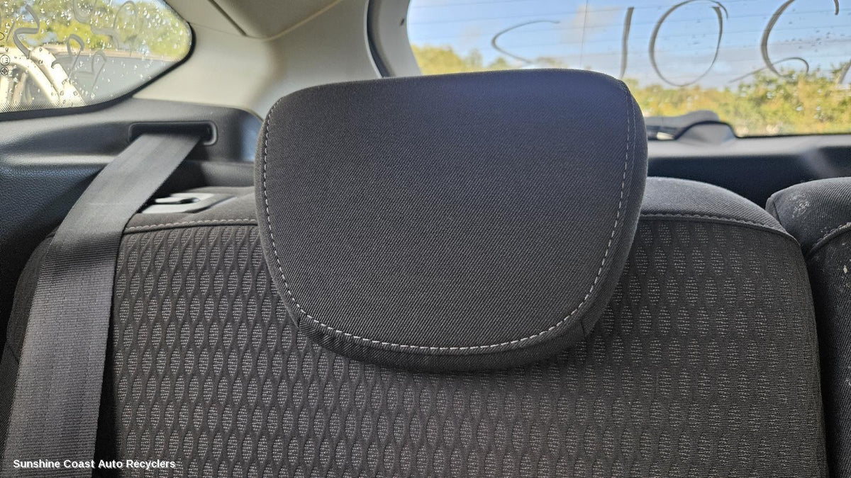 2011-2015 Ford Focus Headrest