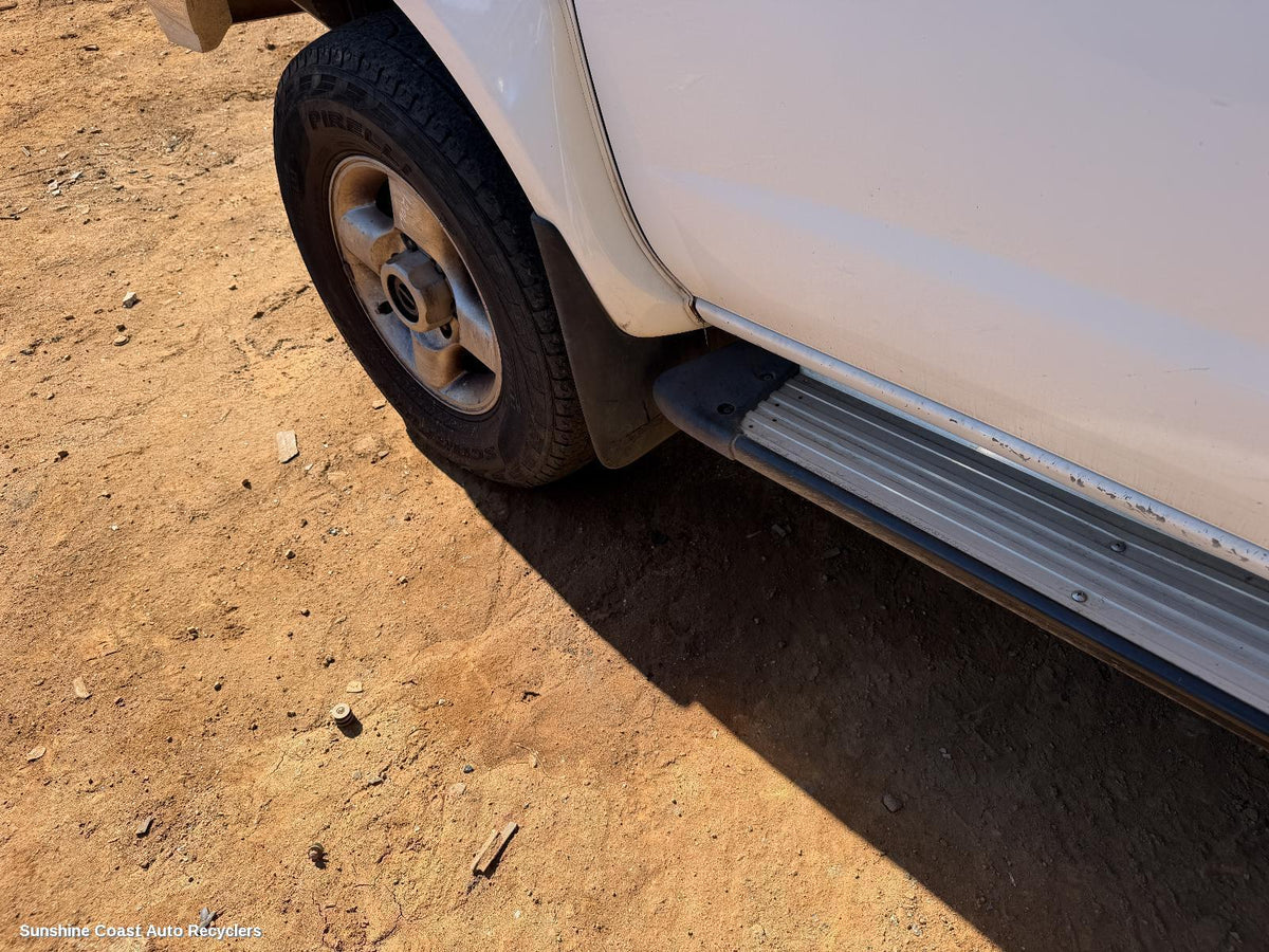 2001-2015 Nissan Navara Mud Flaps
