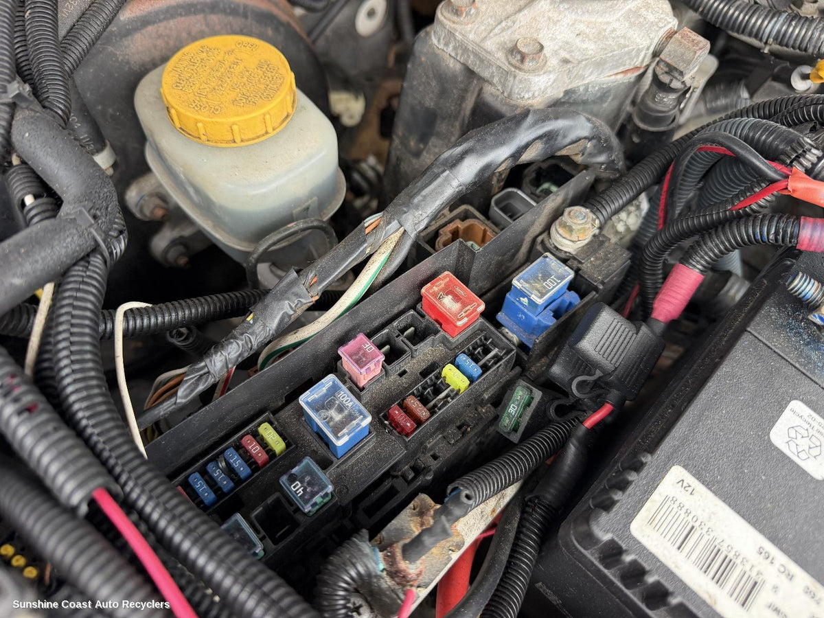 1997-2017 Nissan Patrol Fuse Box