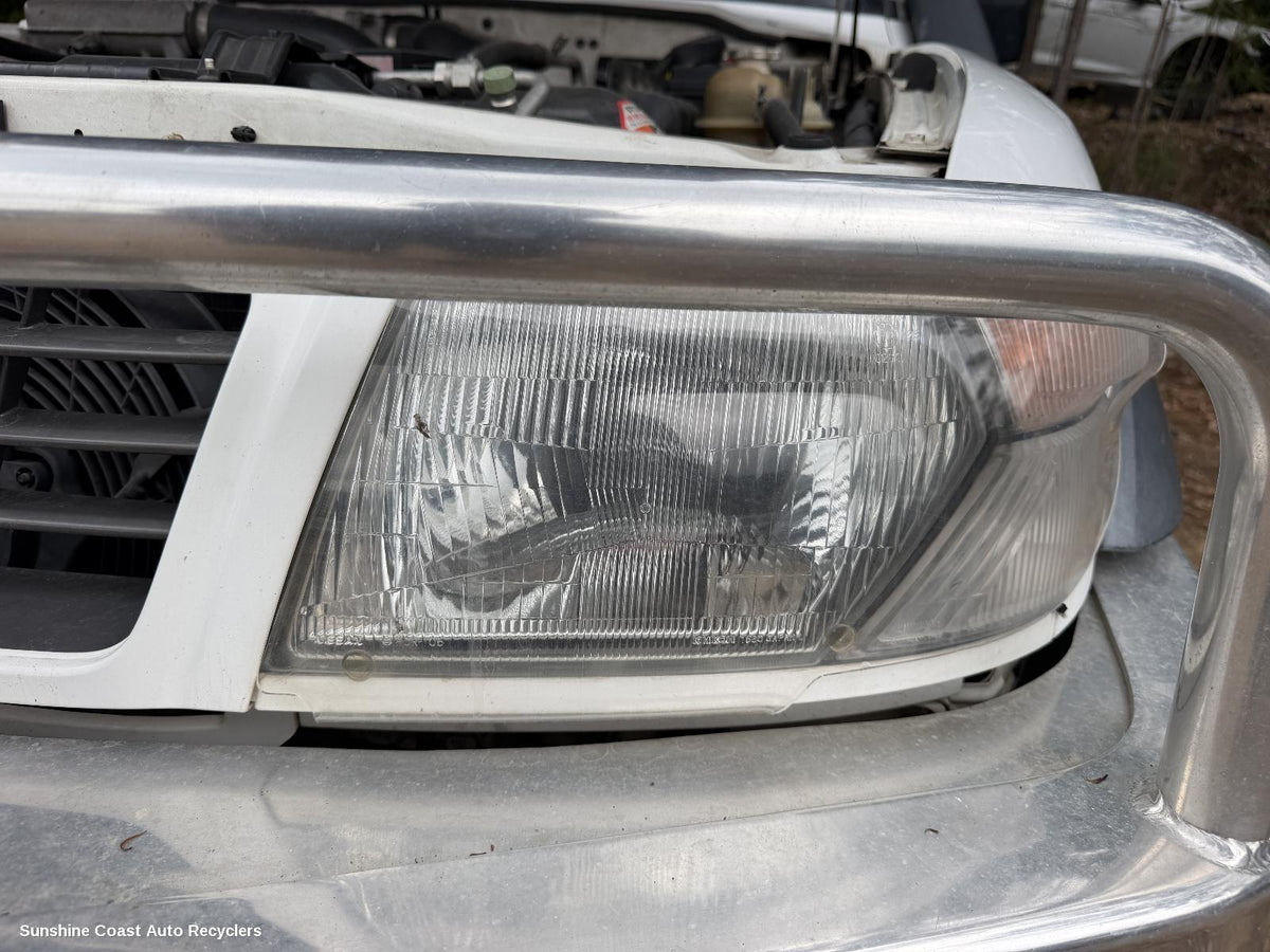 1997-2001 Nissan Patrol Left Headlamp