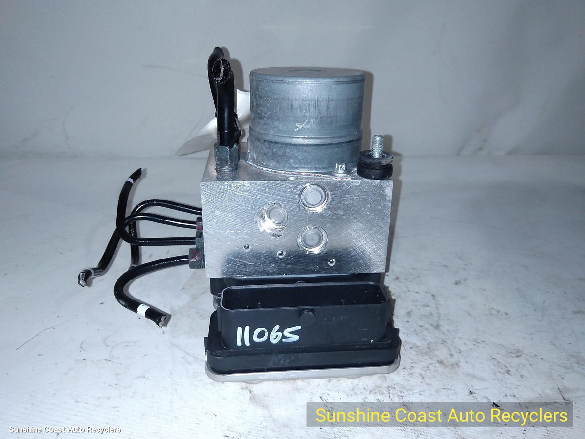 2021-2026 Mitsubishi Outlander Abs Pump Modulator