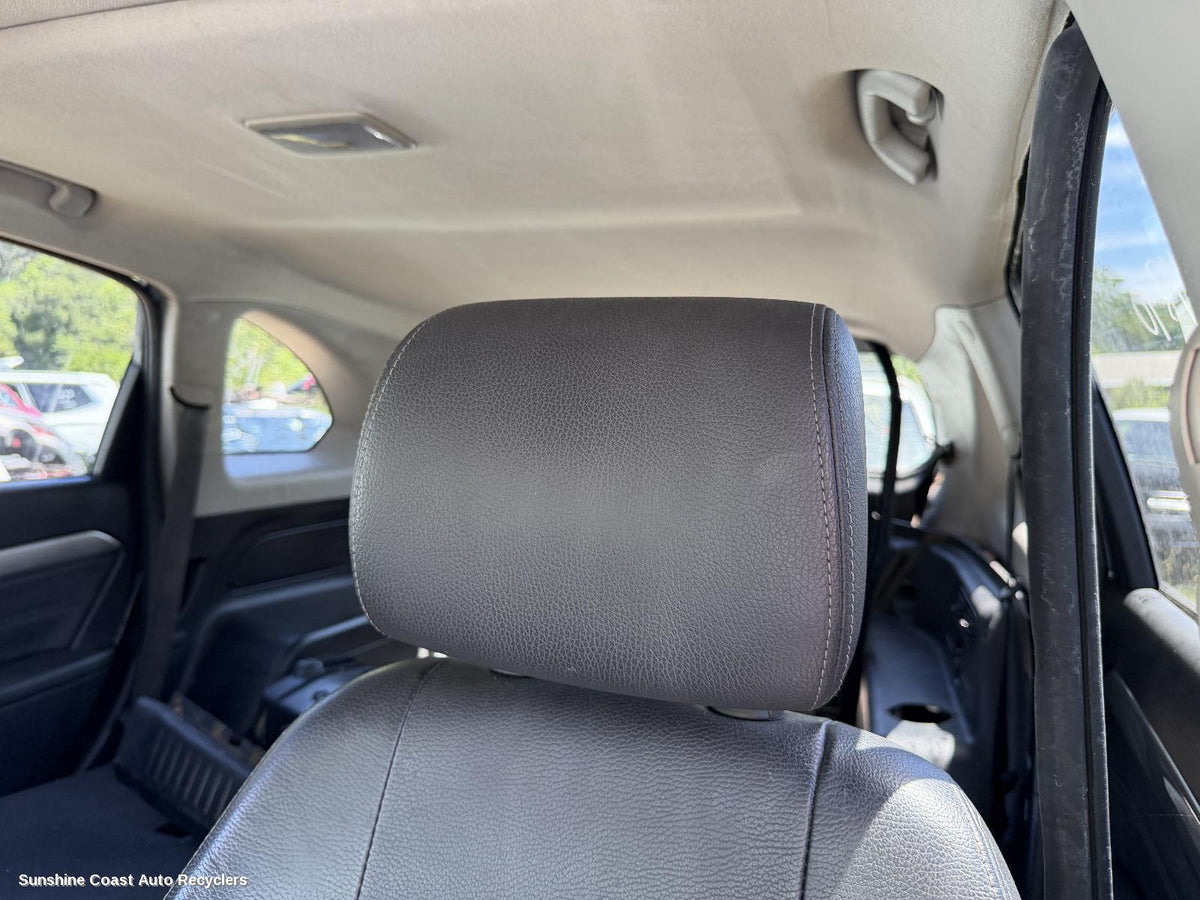 2011-2018 Holden Captiva Headrest