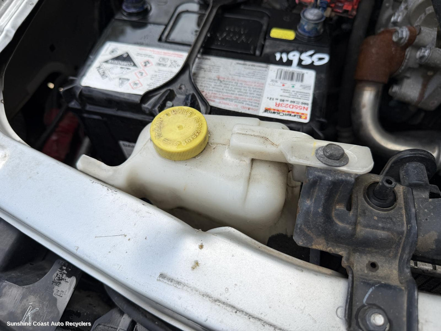 1997-2015 Nissan Navara Overflow Bottle