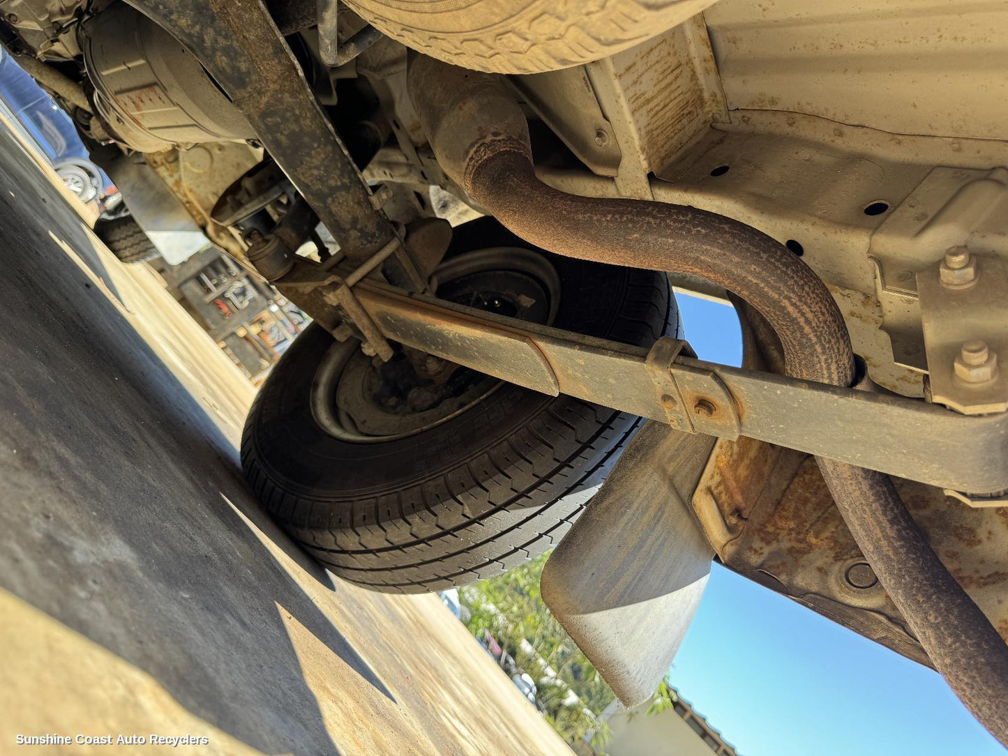 2007 Mitsubishi L300 Shock Absorber