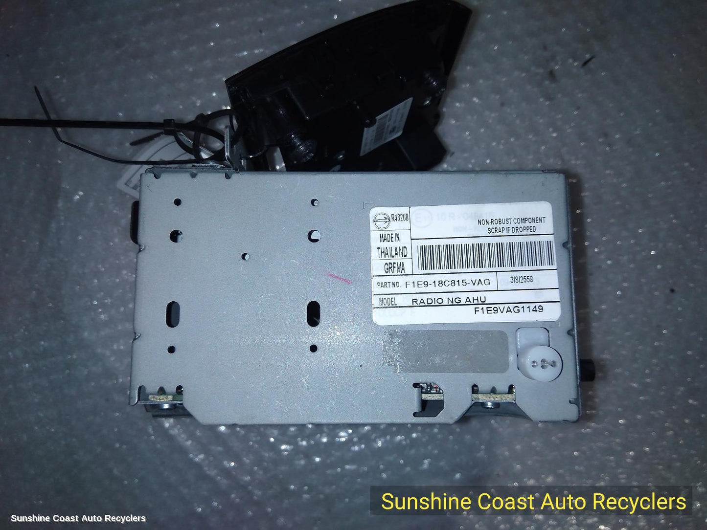 2015-2018 Ford Focus Radio Cd Dvd Sat Tv