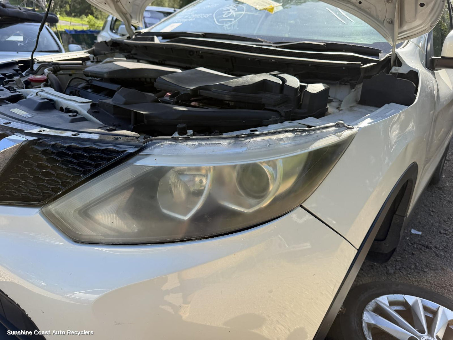 2013-2017 Nissan Qashqai Left Headlamp