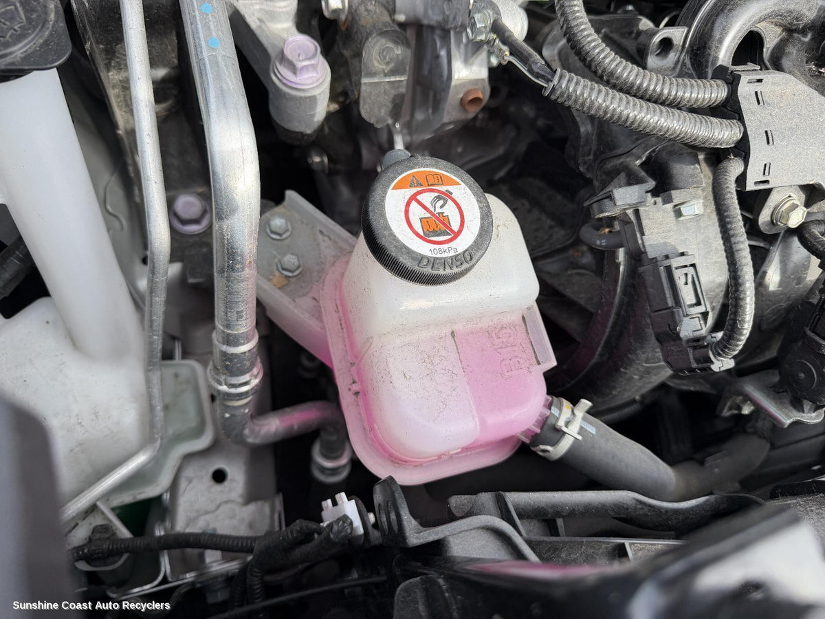 2020-2026 Toyota Yaris Cross Overflow Bottle