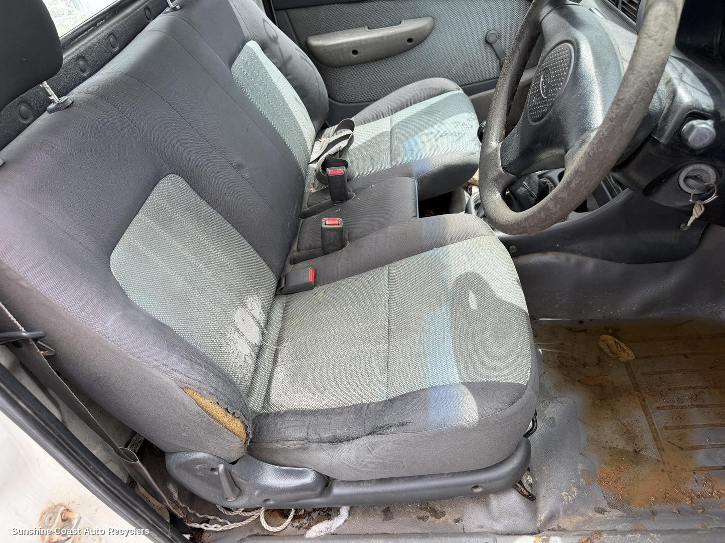 2002-2006 Ford Courier Front Seat