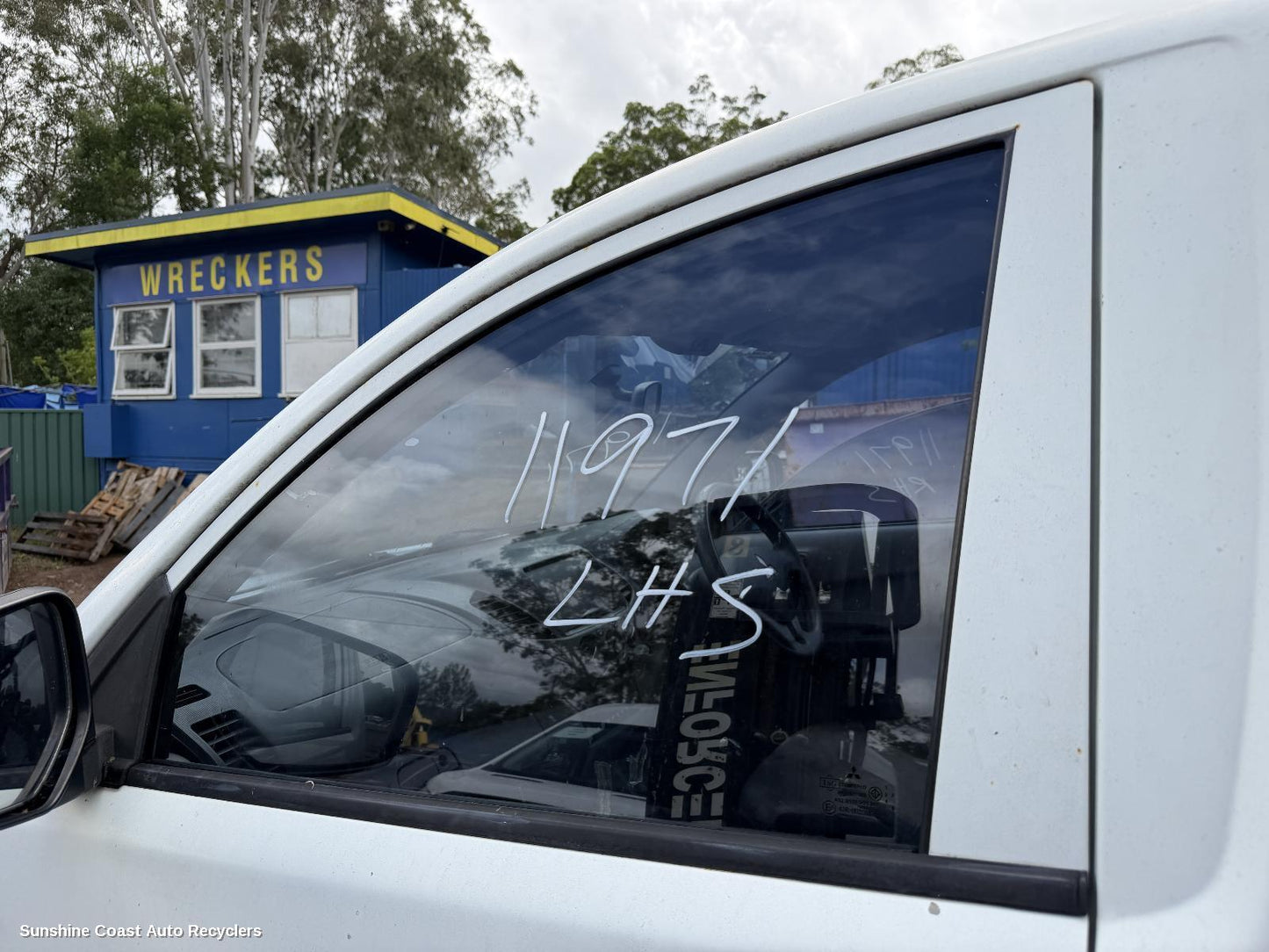 2006-2009 Mitsubishi Triton Left Front Door Window