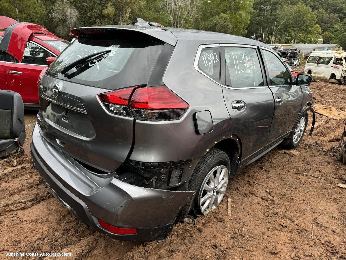 2017-2022 Nissan Xtrail Rear Garnish