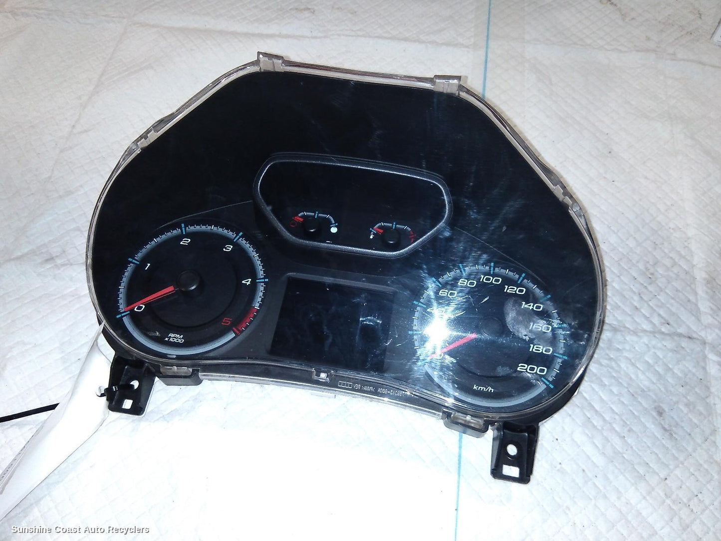 2016-2020 Holden Colorado Instrument Cluster