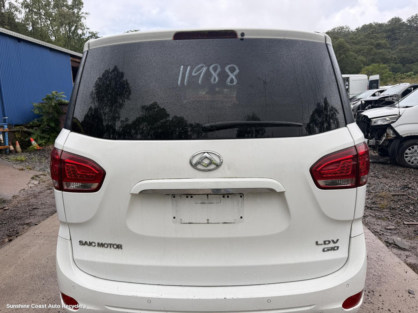 2015-2025 Ldv G10 High Level Stoplight