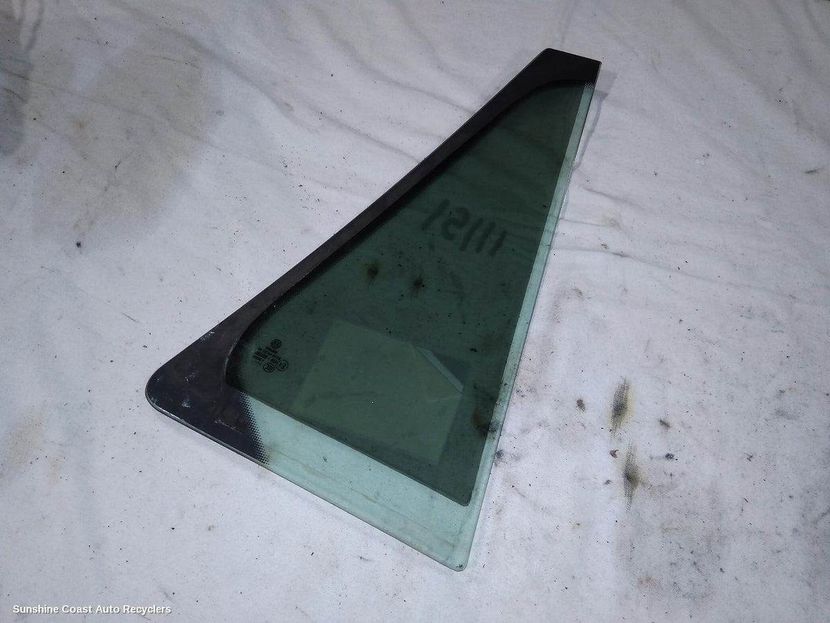 2009-2013 Volkswagen Golf Left Rear 1 4 Door Glass