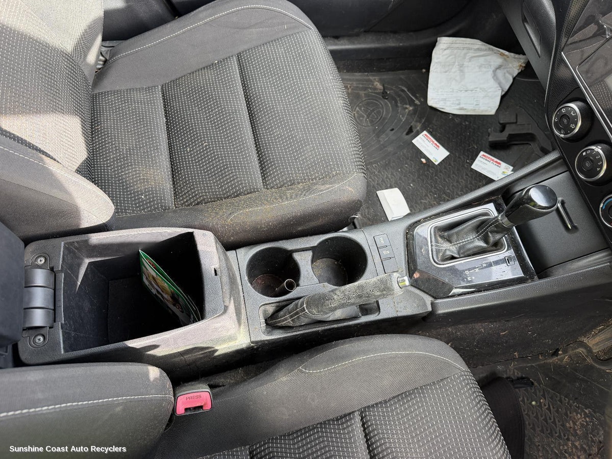 2012-2018 Toyota Corolla Console