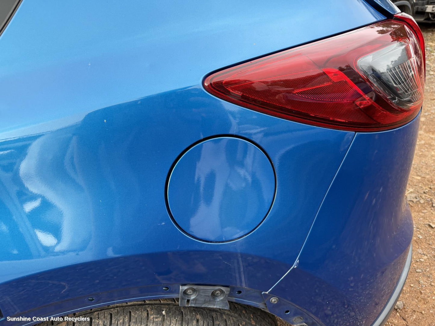 2012-2016 Mazda Cx5 Fuel Door   Filler