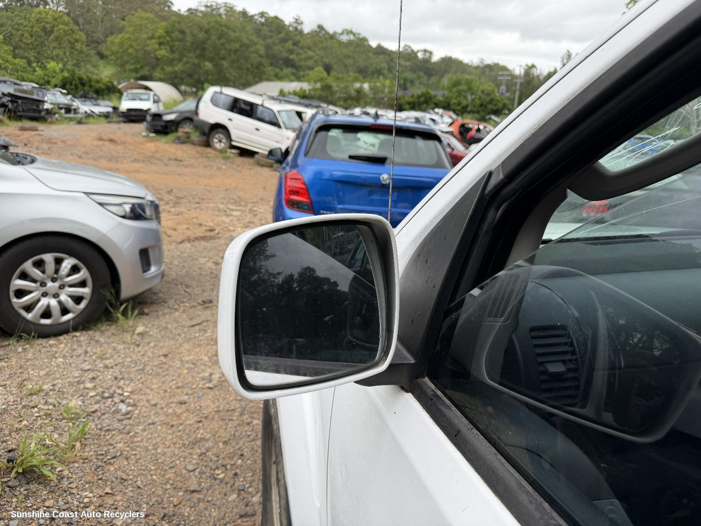 2011 Nissan Navara Left Door Mirror