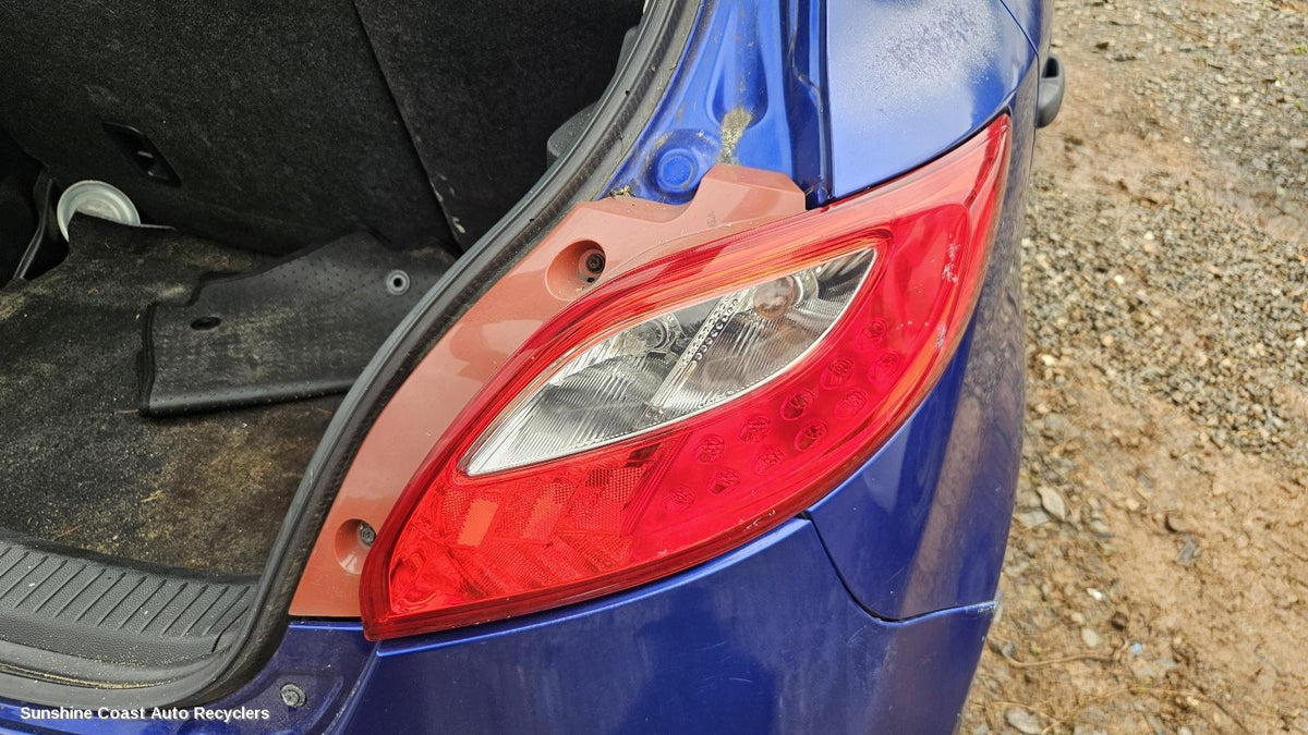 2007-2014 Mazda 2 Right Taillight