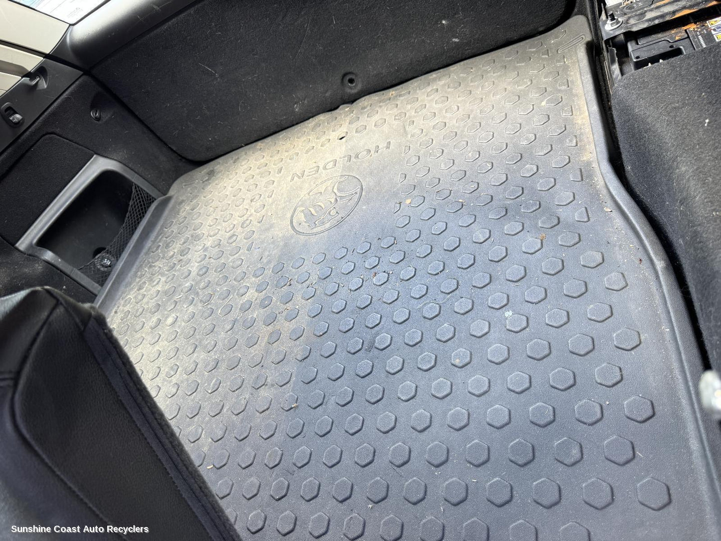 2010 Holden Commodore Floor Mats