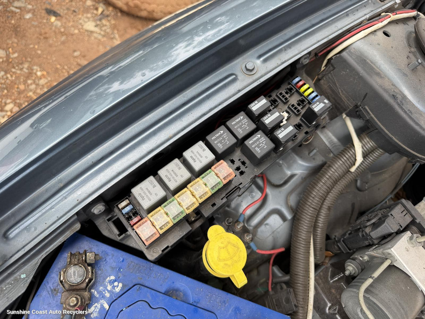 2004-2007 Holden Commodore Fuse Box