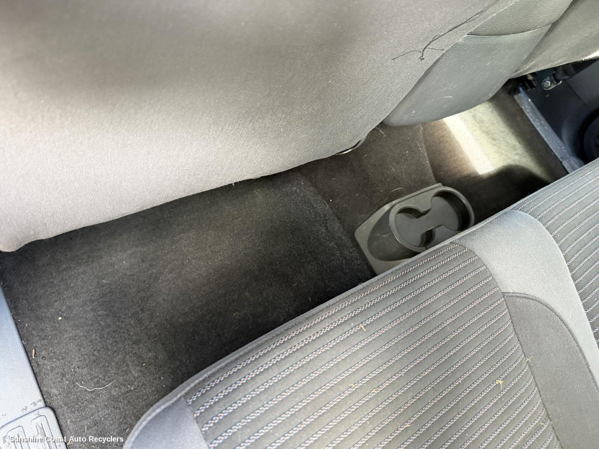 2011-2022 Volkswagen Amarok Carpet